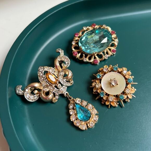Stunning 3 Piece Vintage 50s 60s MCM Atomic Era Aqua Tone Crystal Brooch Pin Lot - Picture 1 of 10
